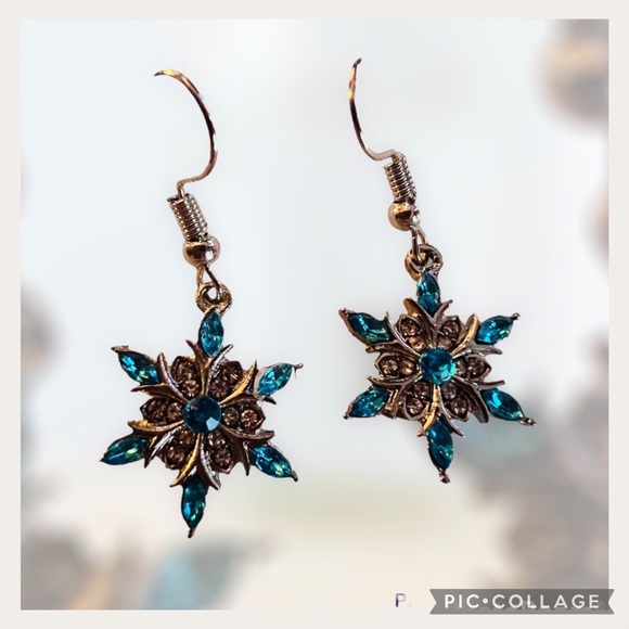 NEW Blue Topaz Dangle 925 Sterling Silver Snowflake Earrings - Picture 2 of 8